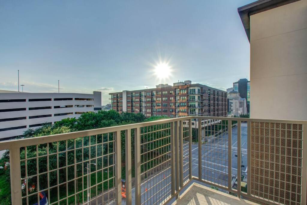 Best 5* Luxury Living Downtown Kingbed Suite Houston Ngoại thất bức ảnh
