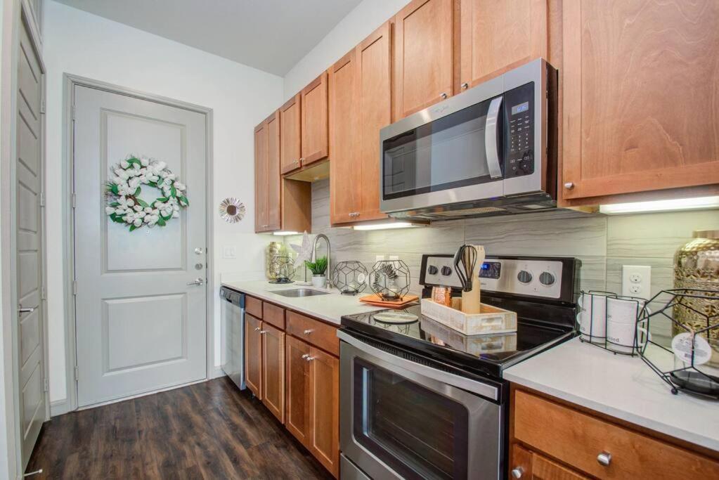 Best 5* Luxury Living Downtown Kingbed Suite Houston Ngoại thất bức ảnh